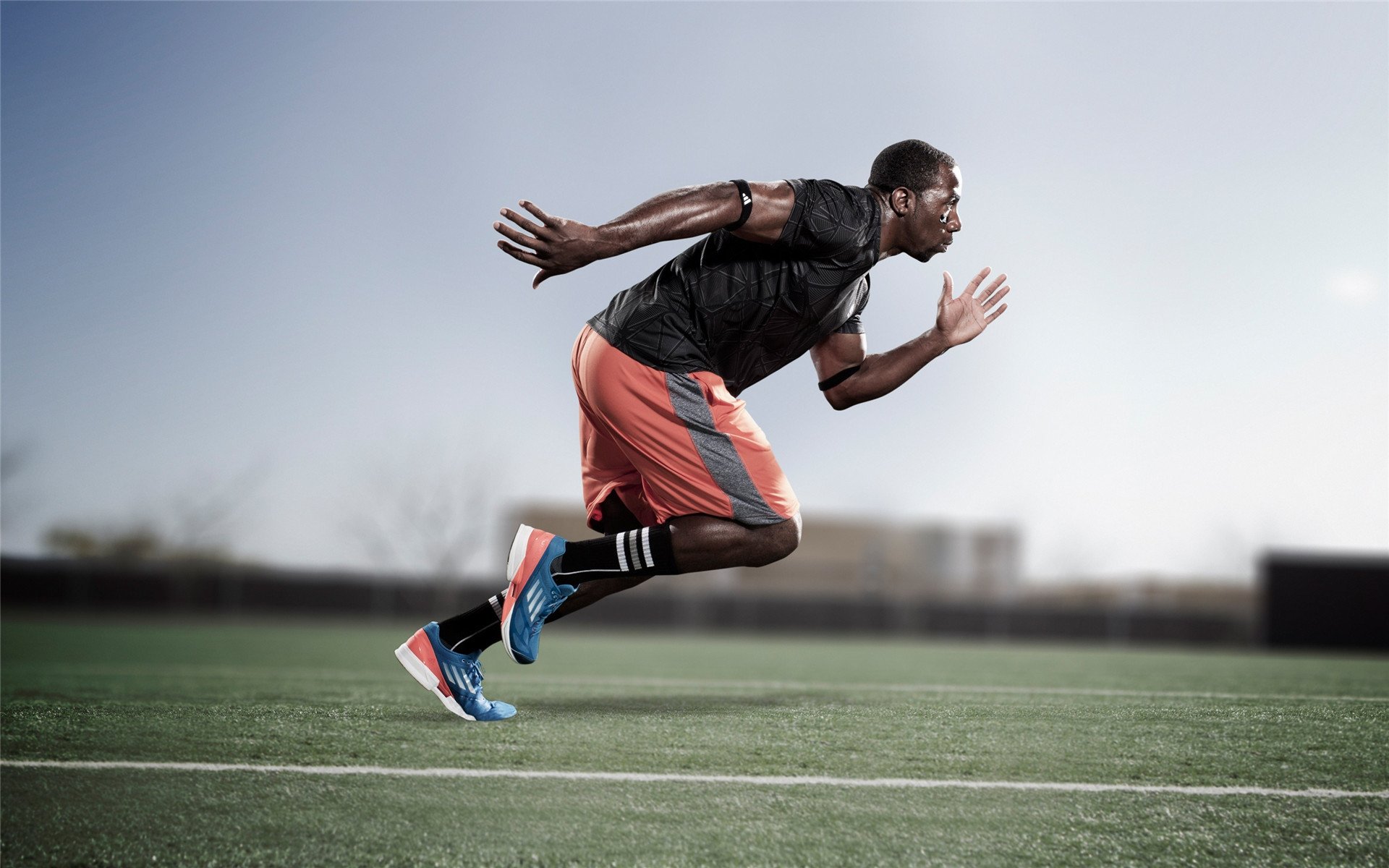 《Faker：迎接第十春，初心依旧》